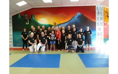 Champion du monde de Muay Thai au cours de self défense